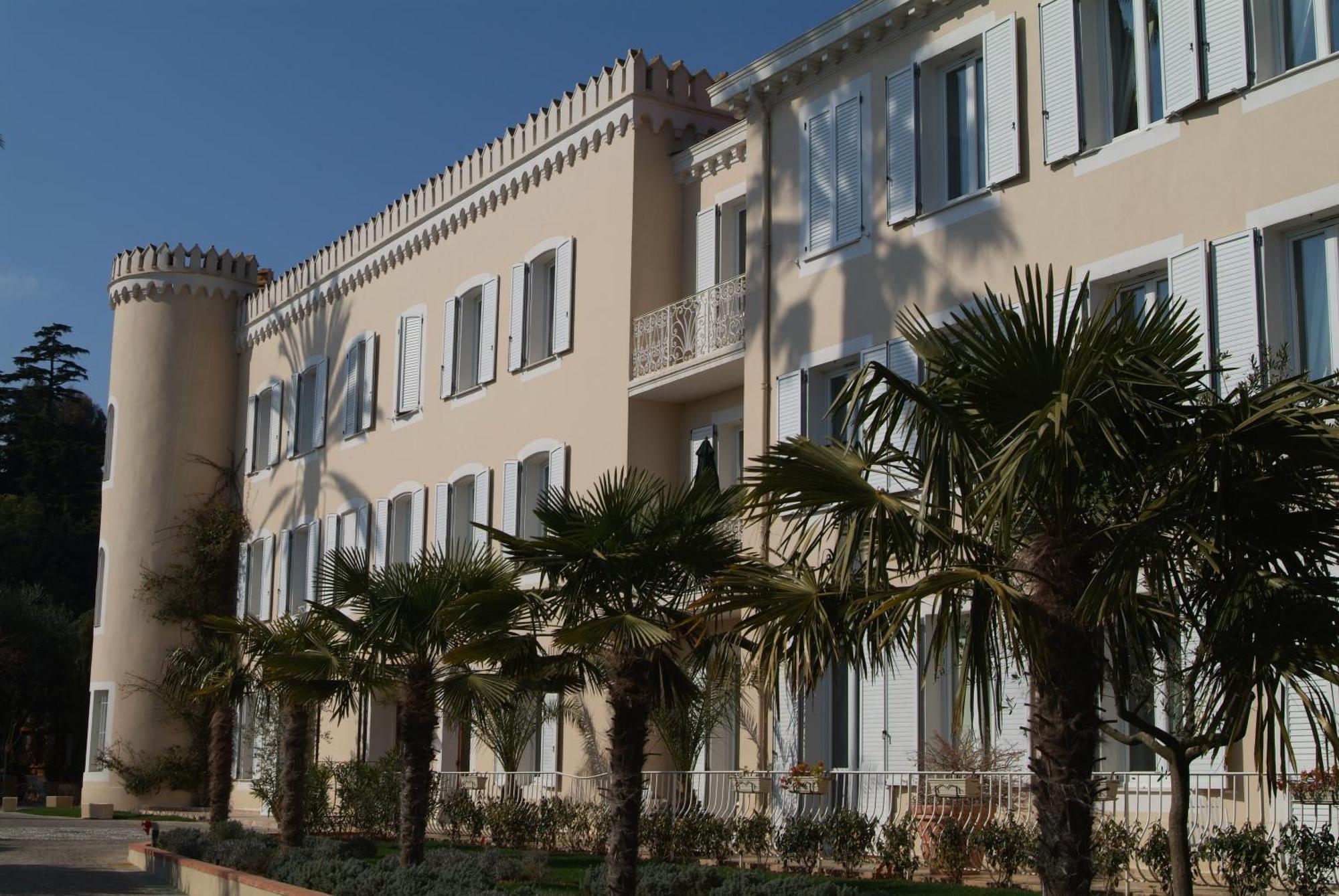 Hotel Chateau De La Tour Cannes Exteriér fotografie