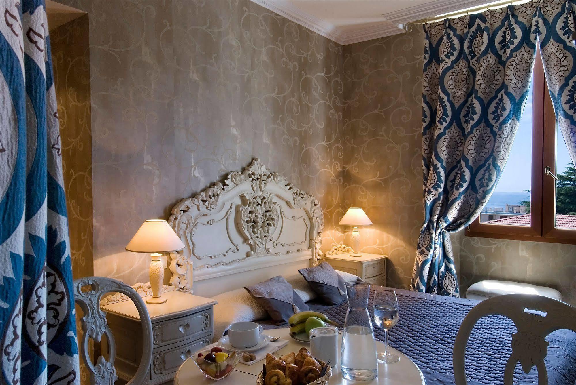 Hotel Chateau De La Tour Cannes Exteriér fotografie